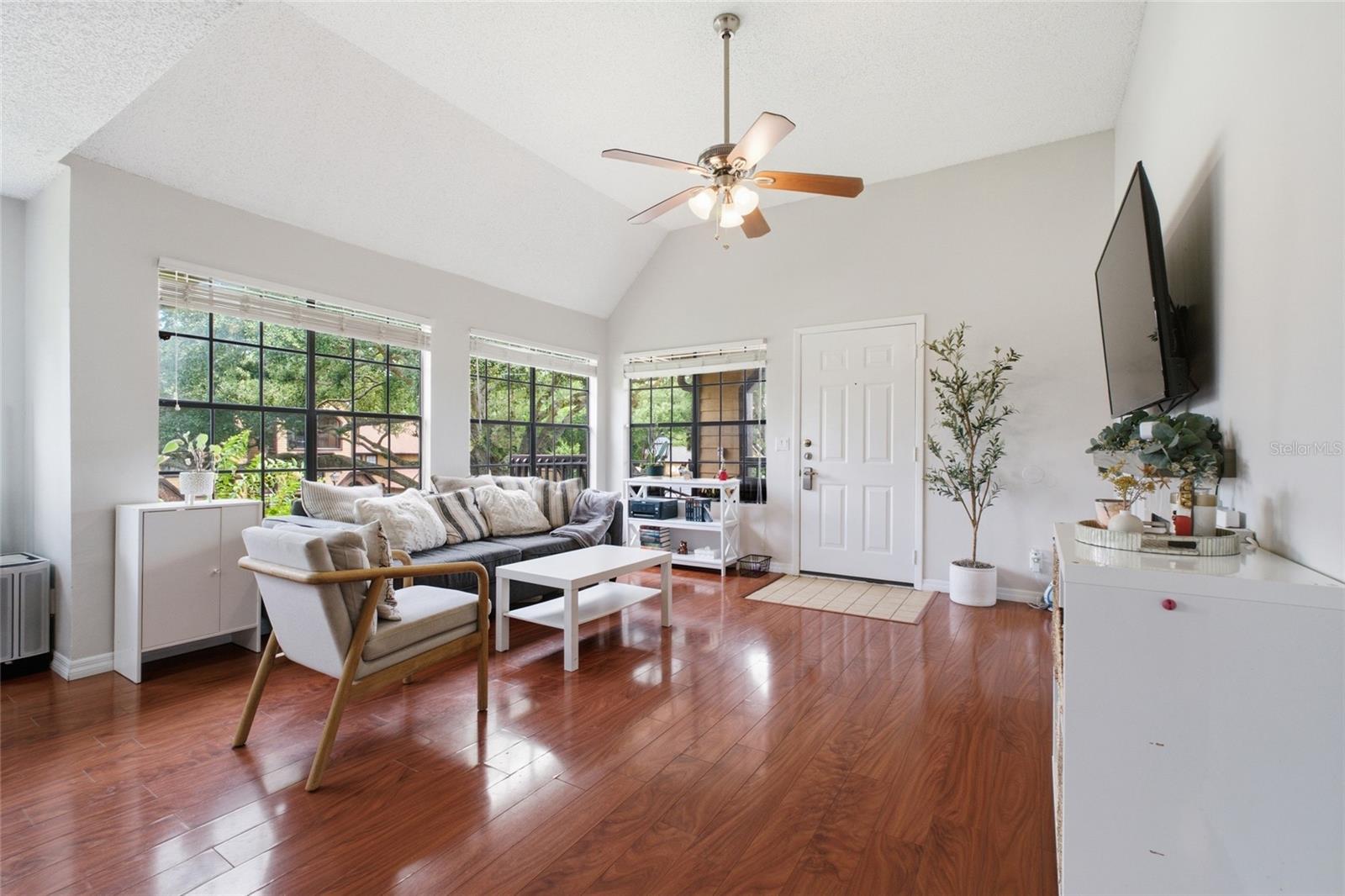 364 Northpointe Unit 208, Altamonte Springs, FL 32701