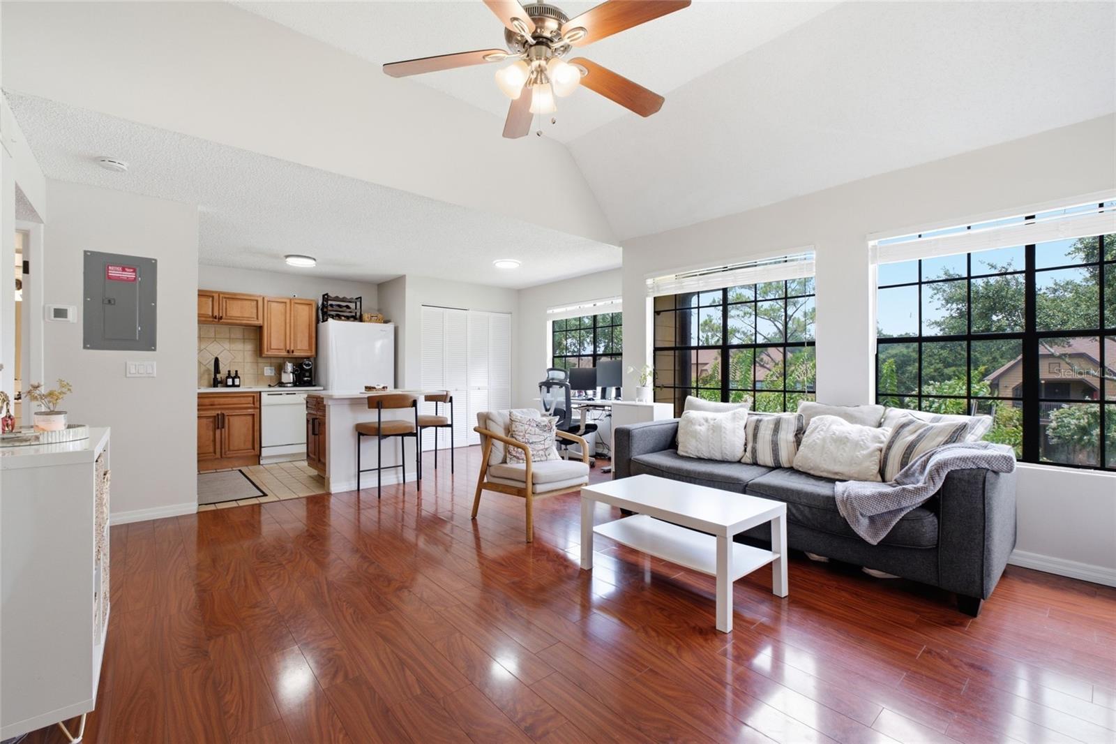 364 Northpointe Unit 208, Altamonte Springs, FL 32701