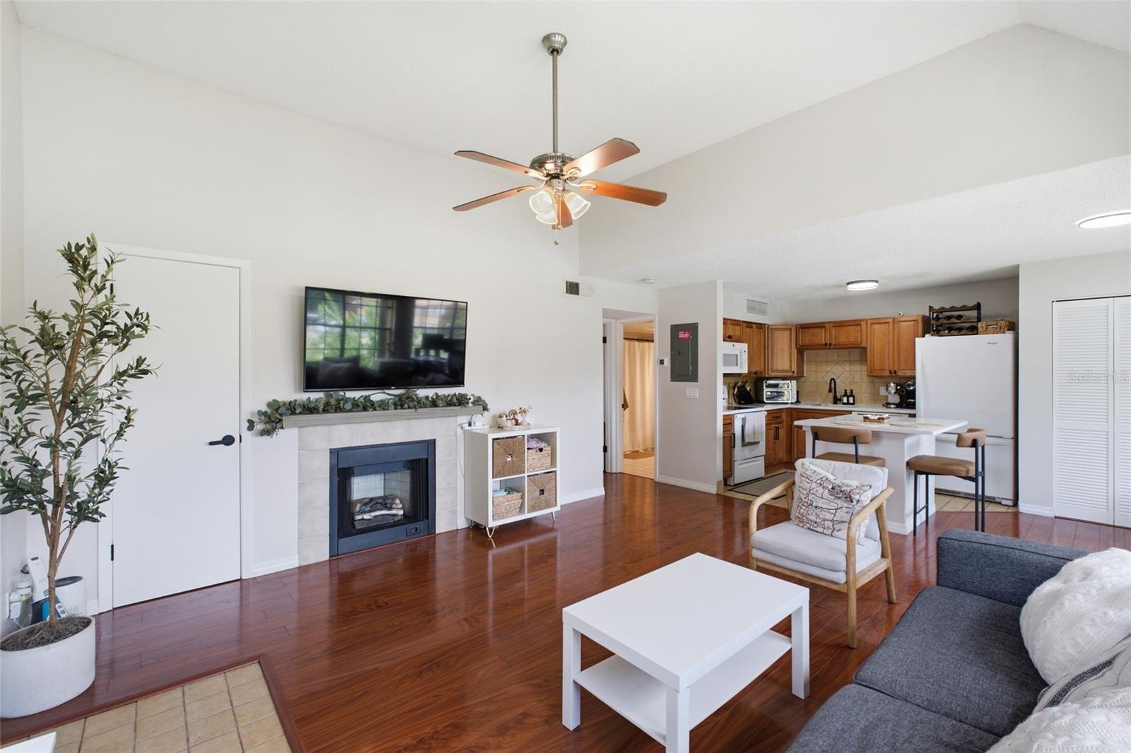 364 Northpointe Unit 208, Altamonte Springs, FL 32701