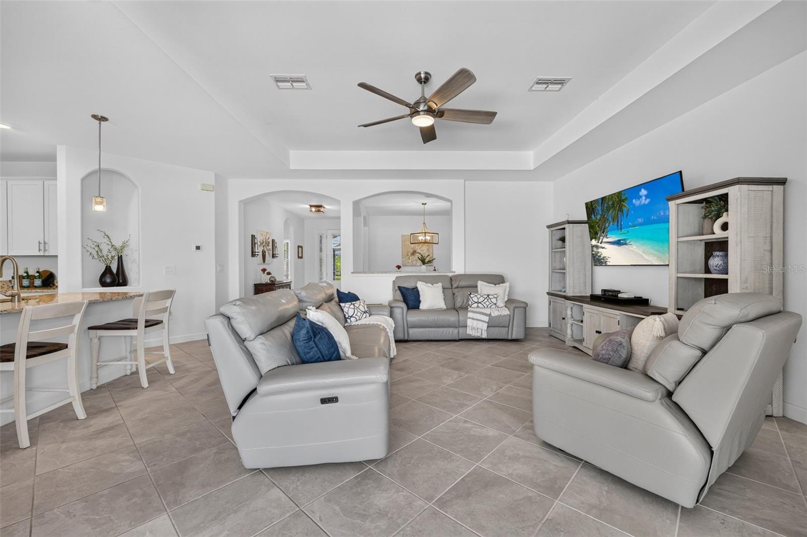 4881 Seafoam, Lakewood Ranch, FL 34211