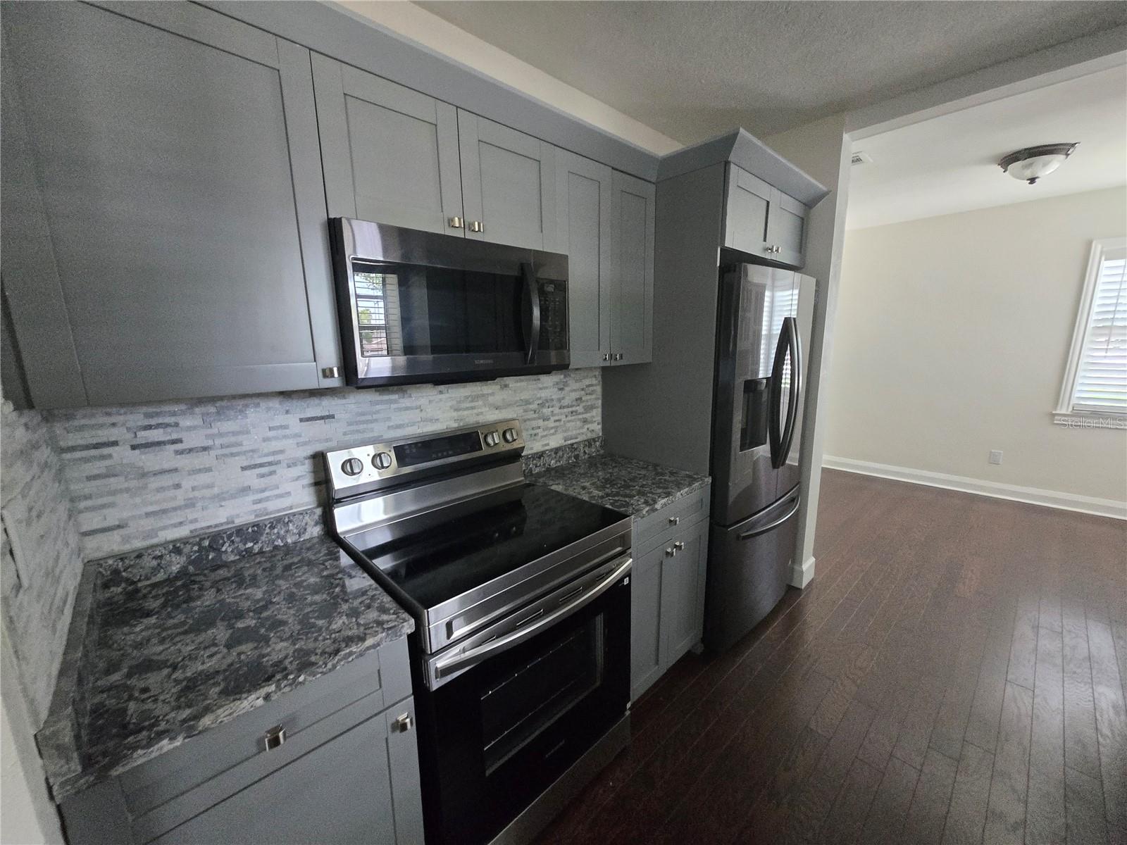 300 Idlewild, Tampa, FL 33604