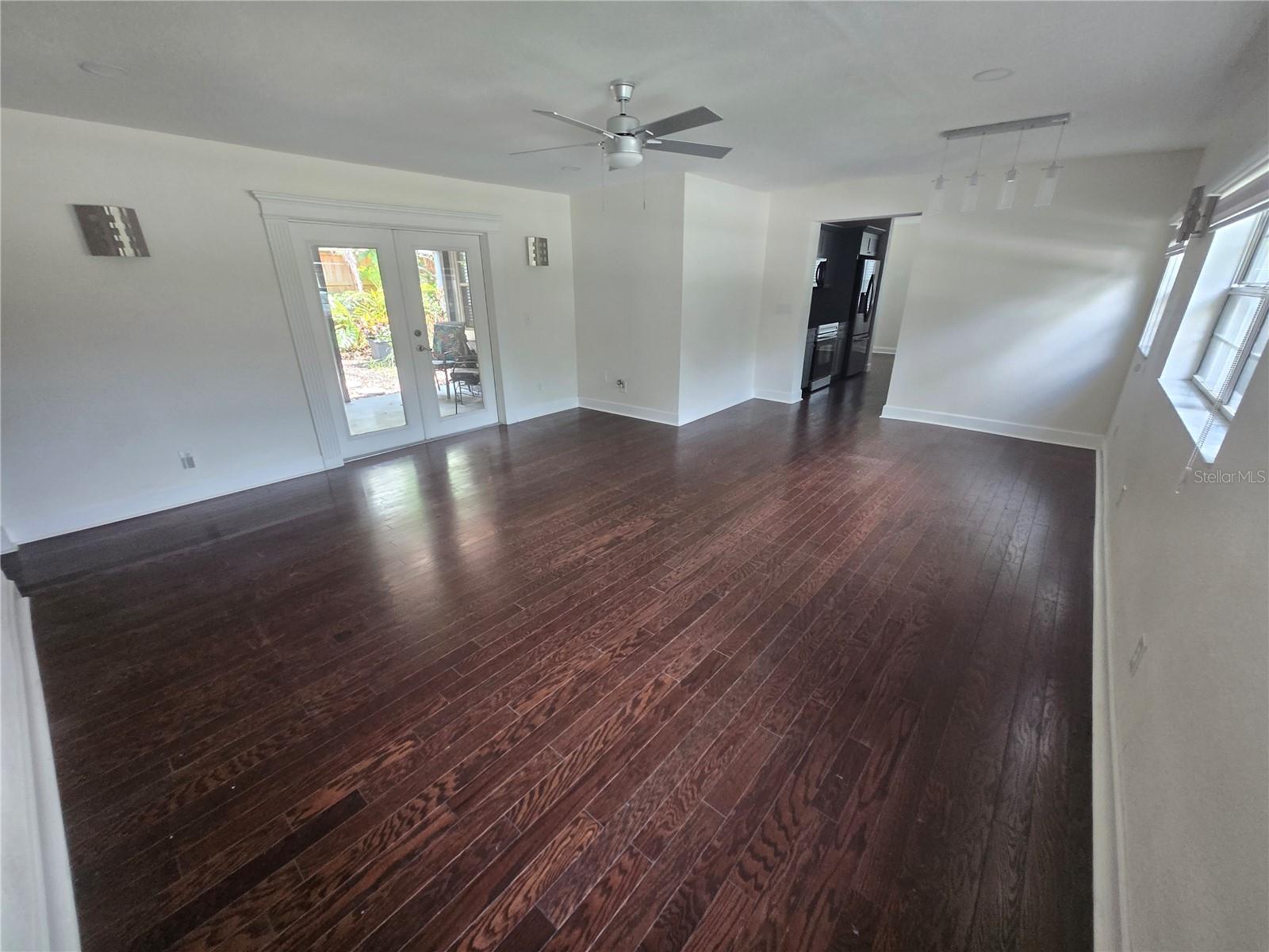 300 Idlewild, Tampa, FL 33604