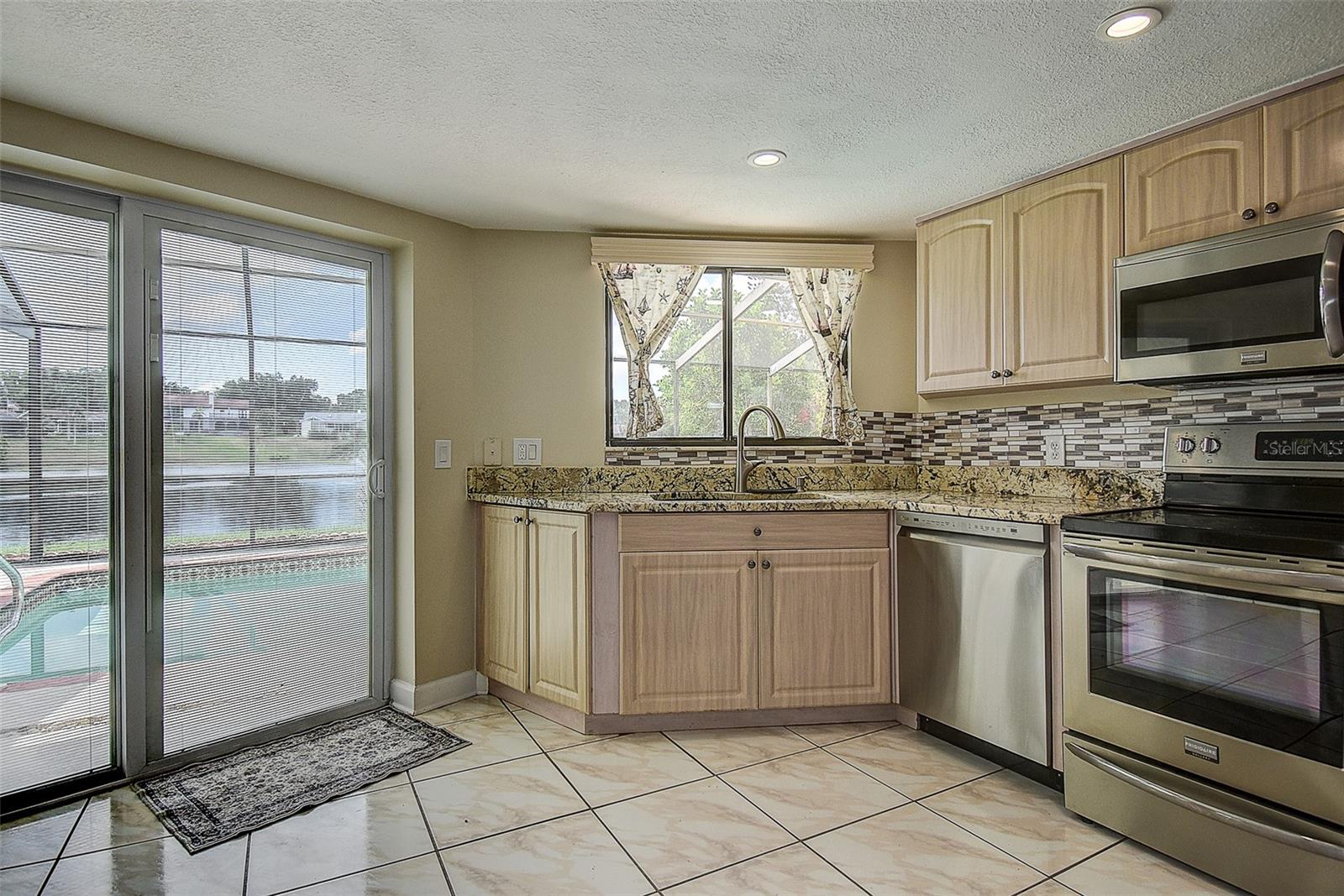 2876 Lake Valencia, Palm Harbor, FL 34684
