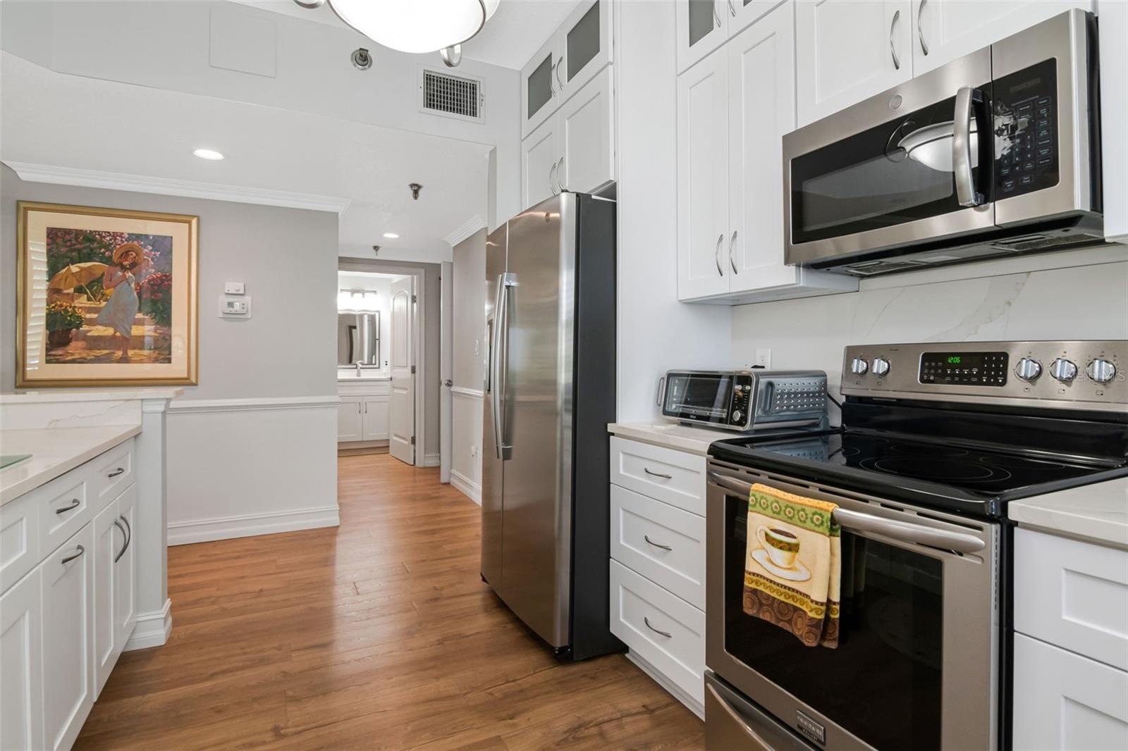 7979 Sailboat Key Unit 101, South Pasadena, FL 33707