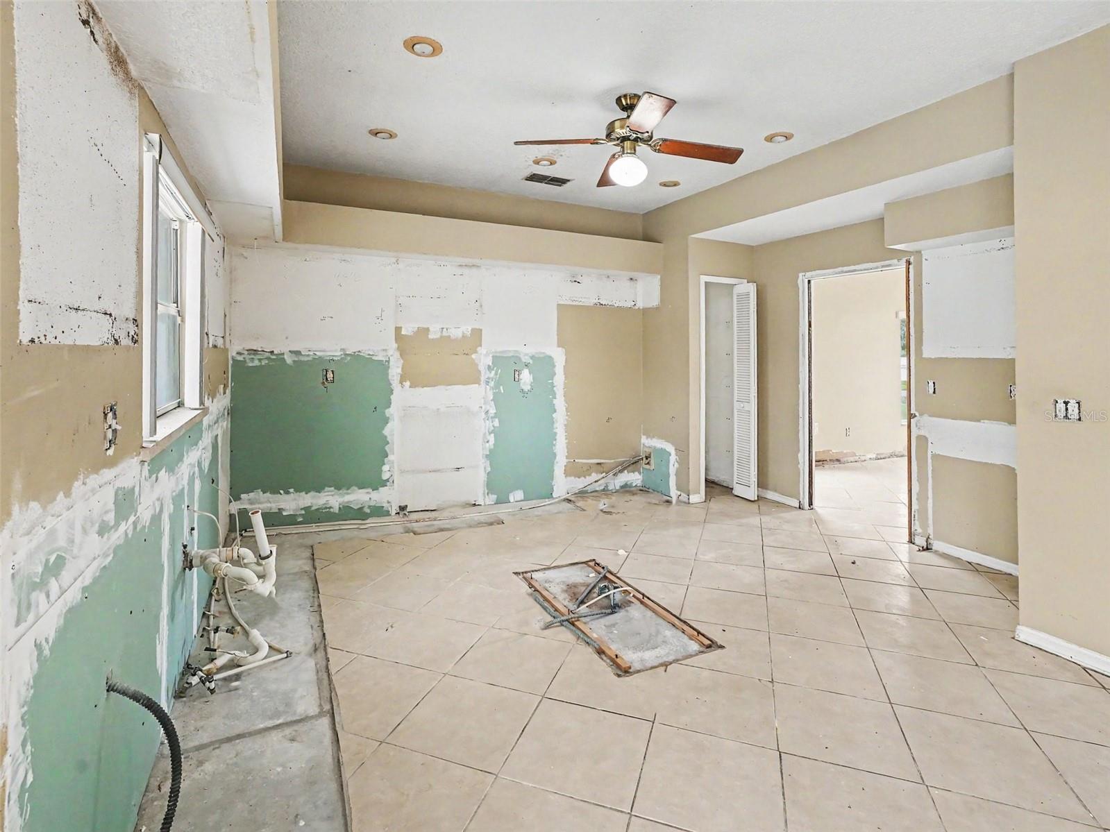 1268 Foxforrest, Apopka, FL 32712