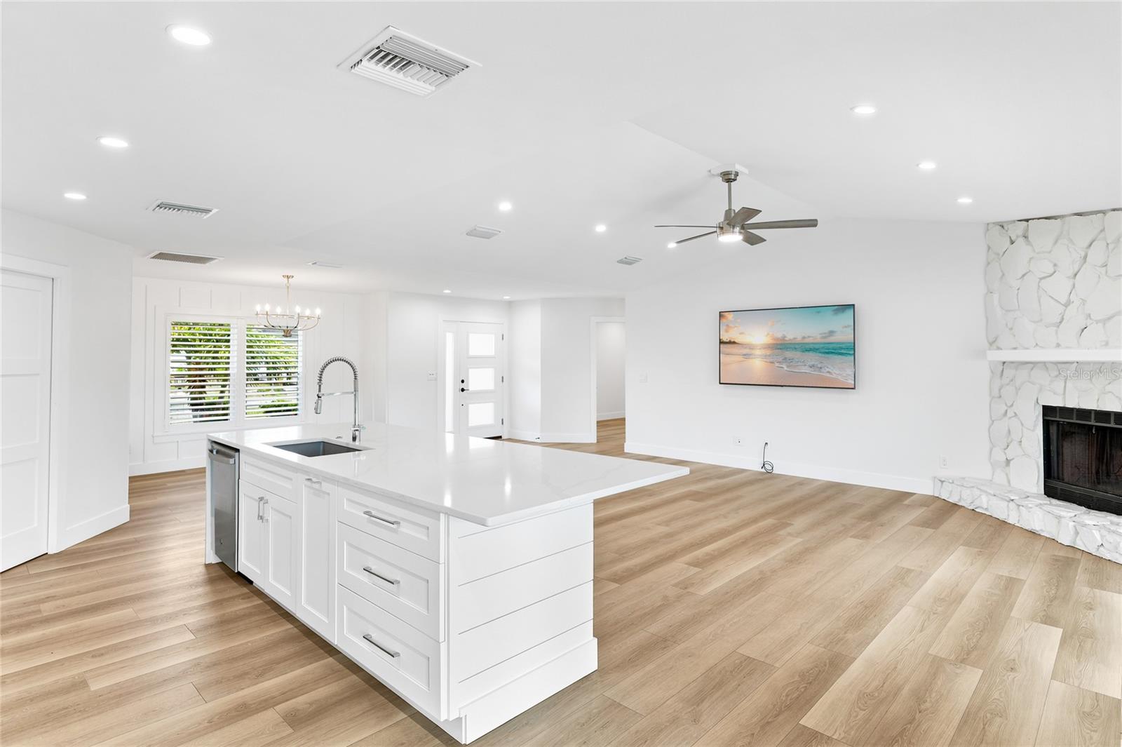 206 73rd, Bradenton, FL 34209