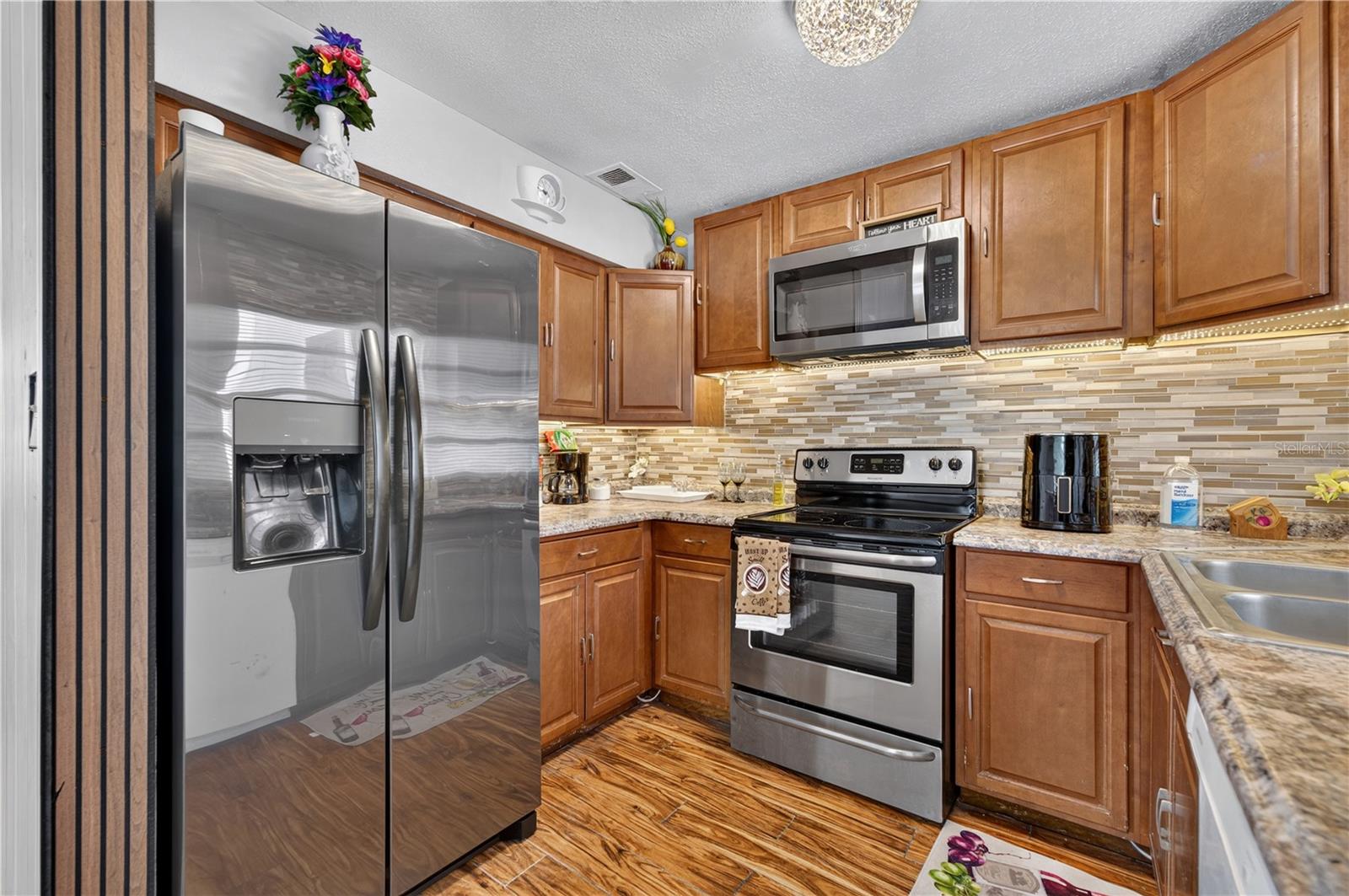 1241 Deerock, Orlando, FL 32811
