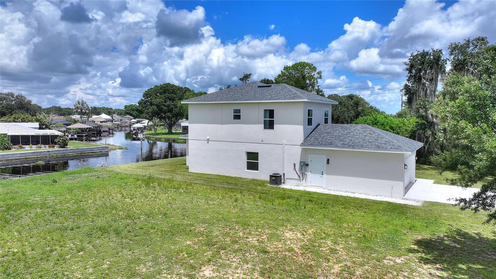 100 Tuomey, Lake Placid, FL 33852