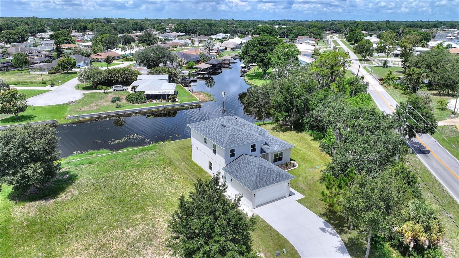 100 Tuomey, Lake Placid, FL 33852