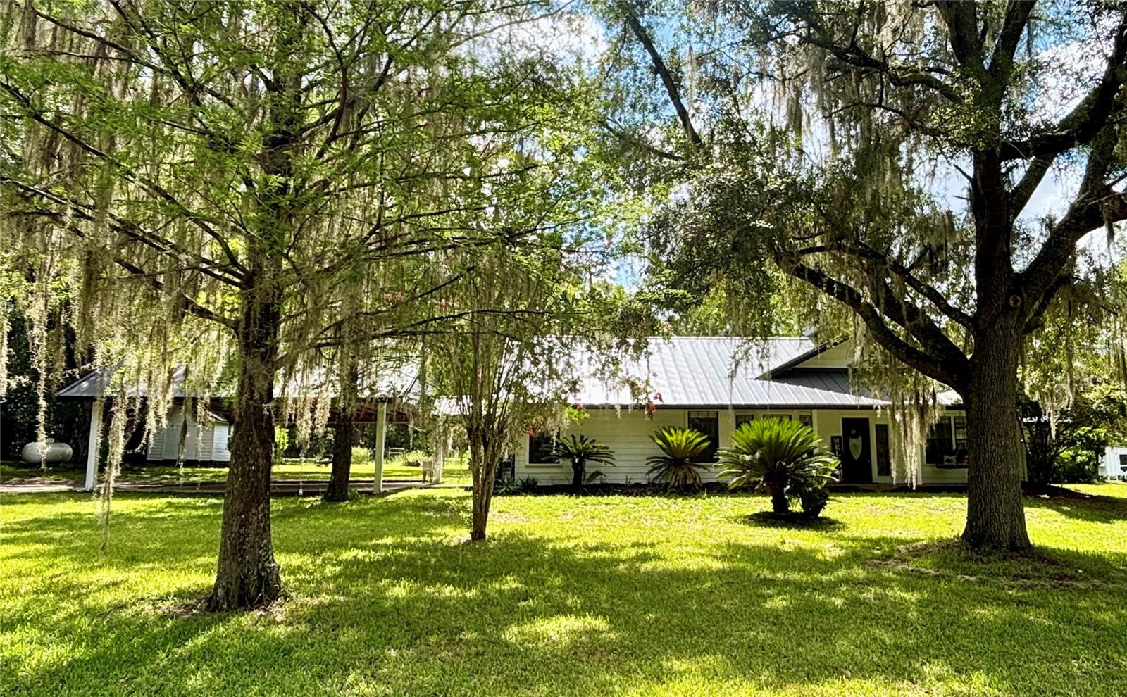 22929 County Road 1474, Hawthorne, FL 32640