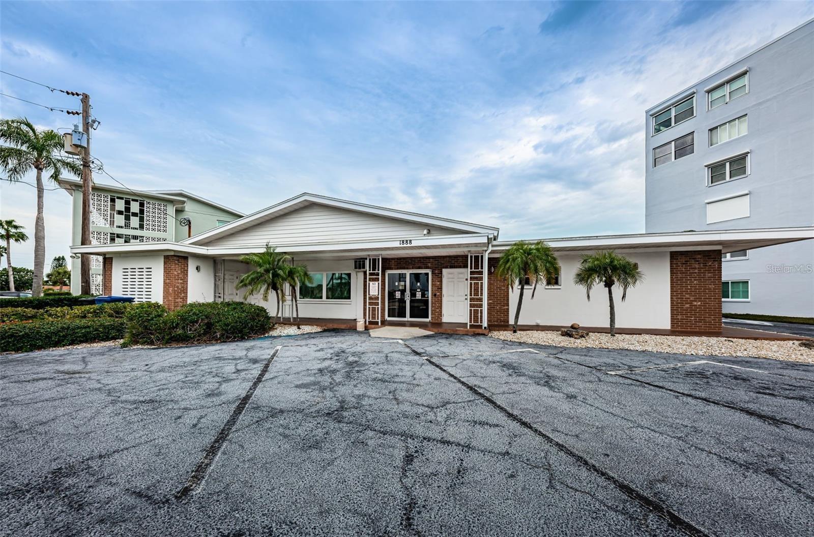 1868 Shore Unit 102, South Pasadena, FL 33707