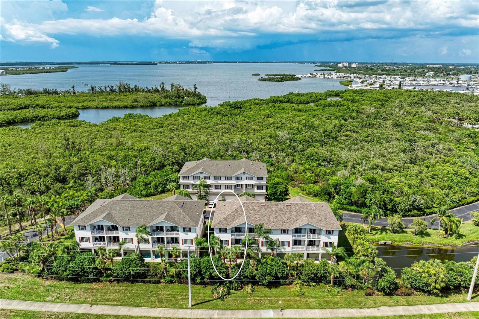 3607 10th, Palmetto, FL 34221