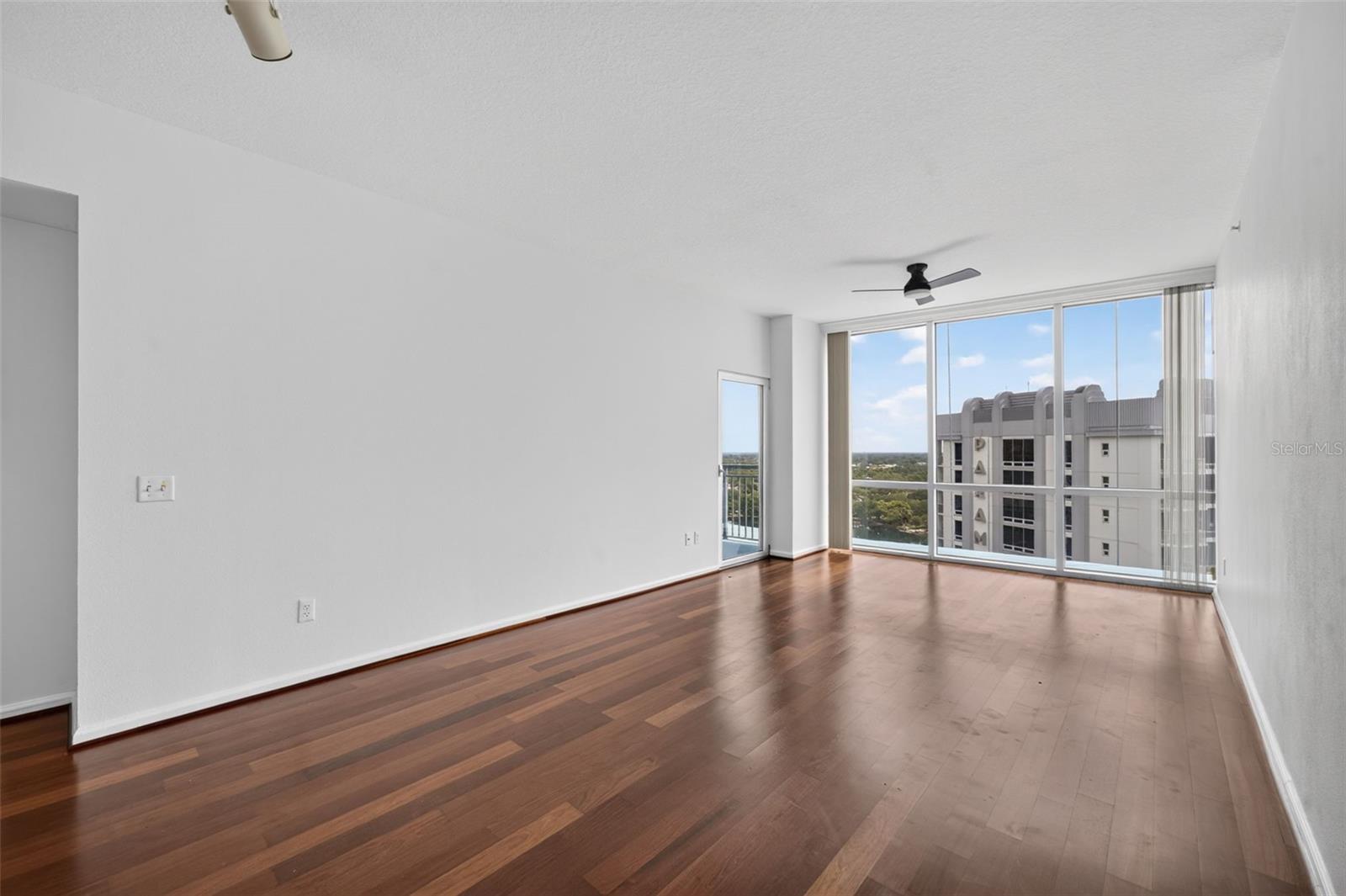 322 Central Unit 1913, Orlando, FL 32801
