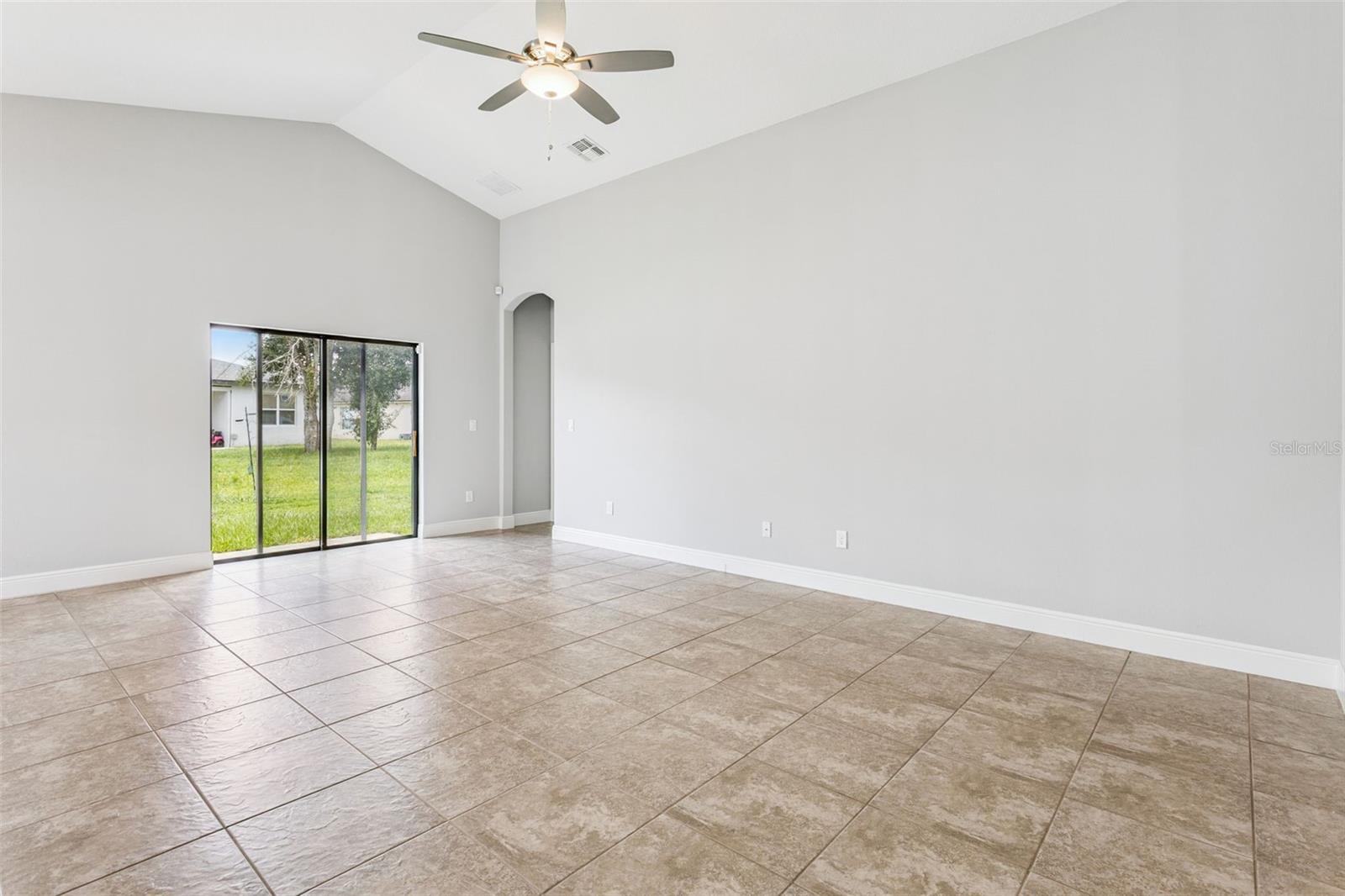 1144 Cambourne Dr, Kissimmee, FL 34758