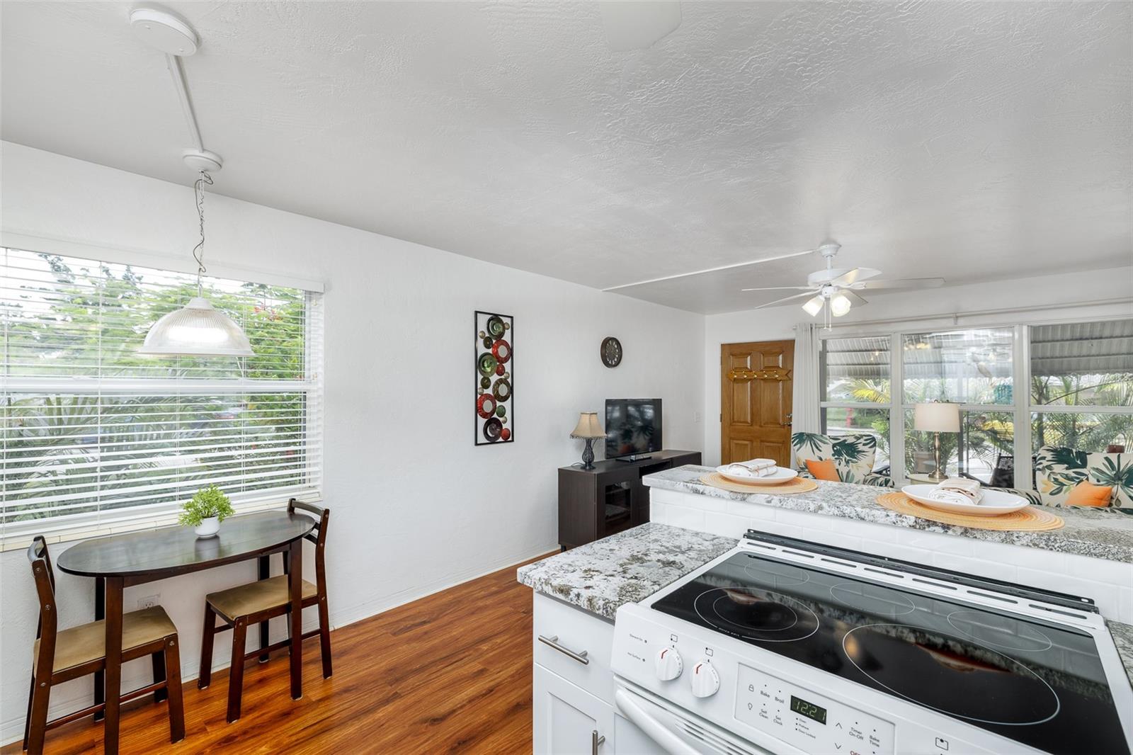 4154 56th Unit 720, Kenneth City, FL 33709