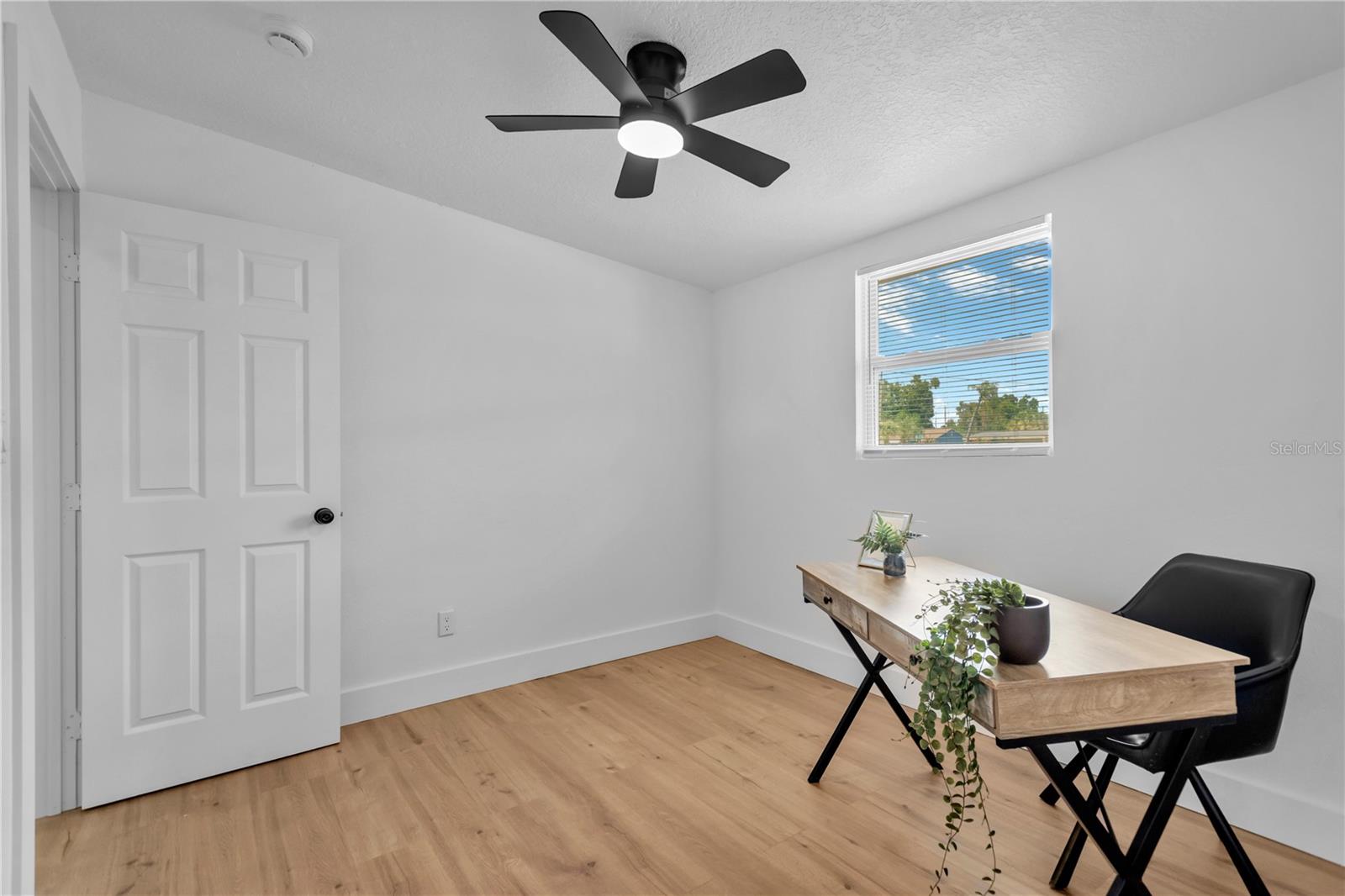 4628 15th, St Petersburg, FL 33711