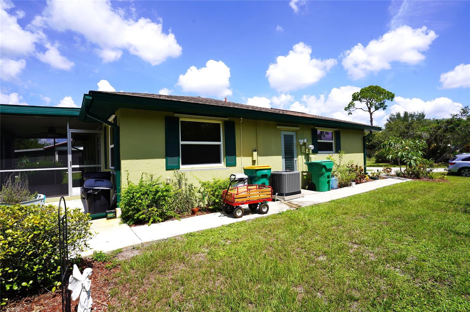515 Meridan, Port Charlotte, FL 33952