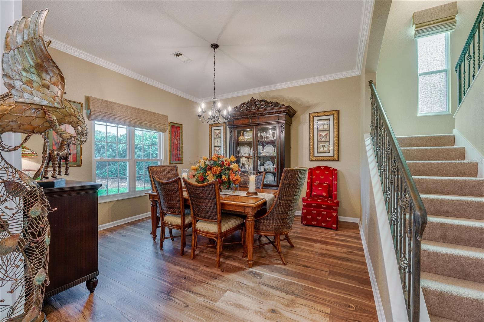 1259 Avenida de Las Casas, Lady Lake, FL 32159