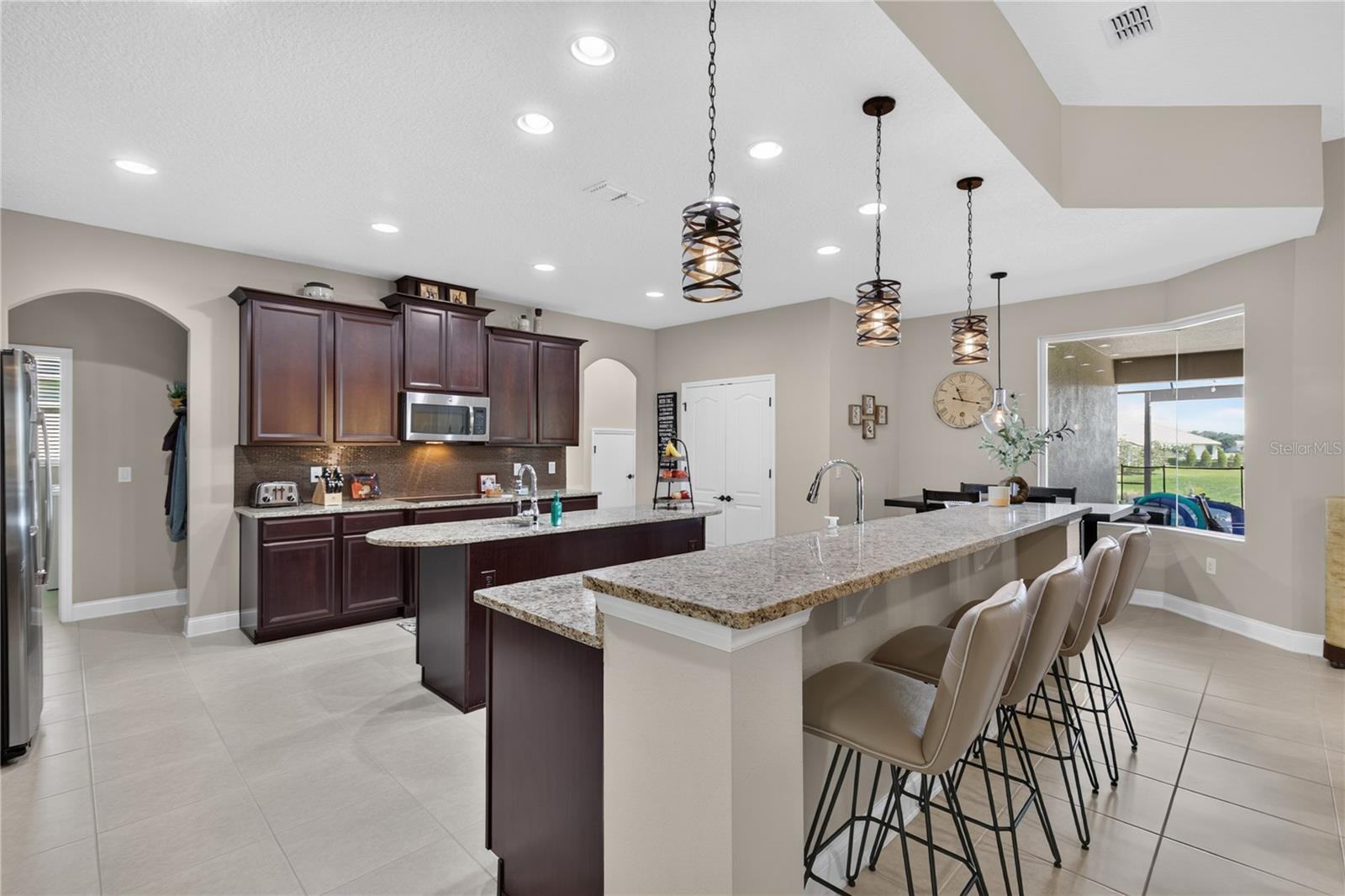 31948 Geoff, Sorrento, FL 32776