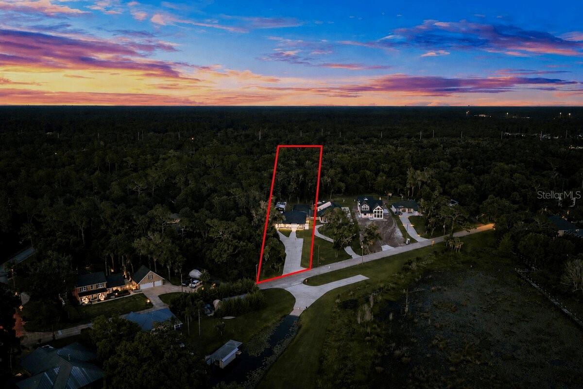 590 Lake Winnemissett, Deland, FL 32724