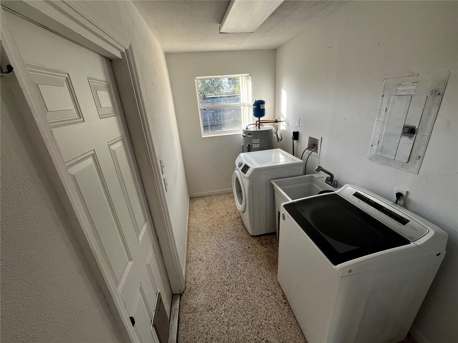 845 Edgewood, Titusville, FL 32780