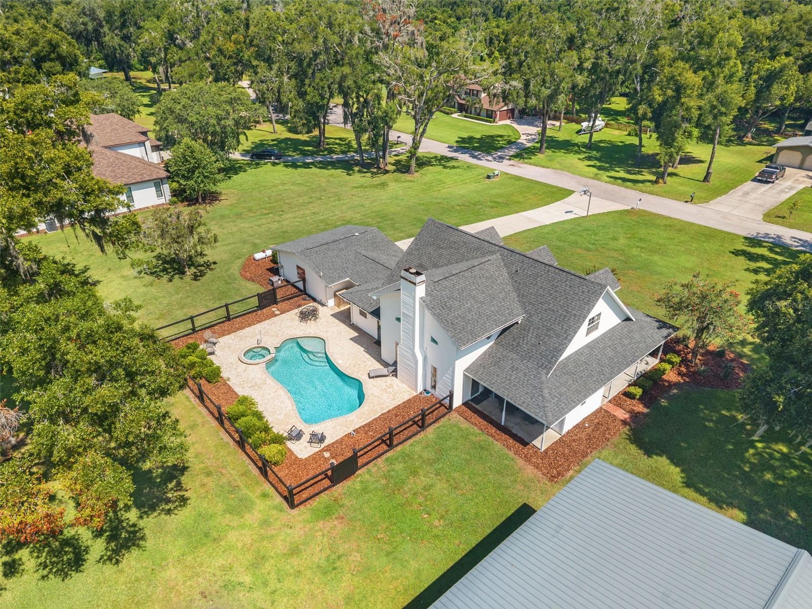 37714 Fairfield, Dade City, FL 33525