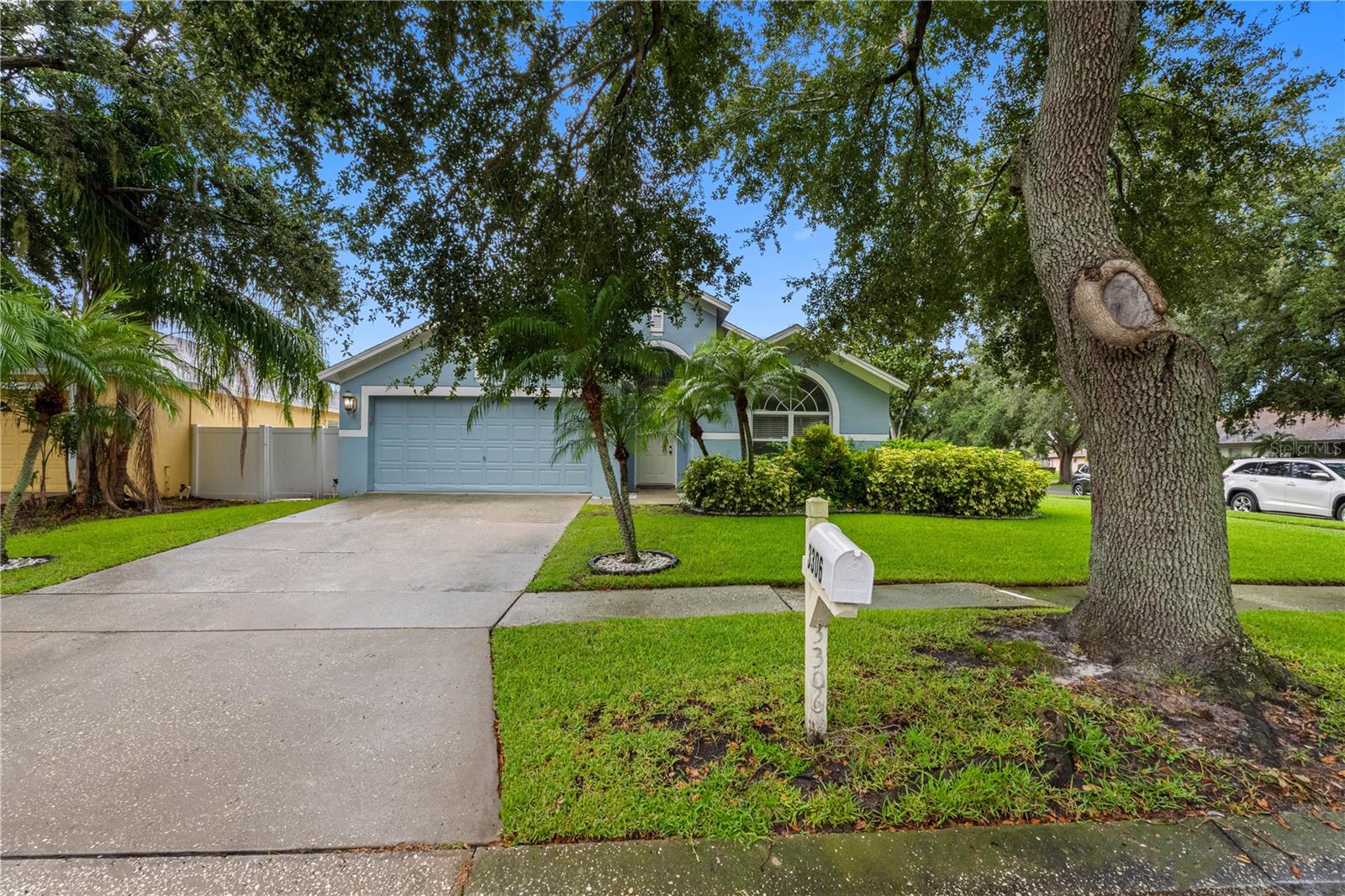 3306 Pin Oak, Tampa, FL 33618