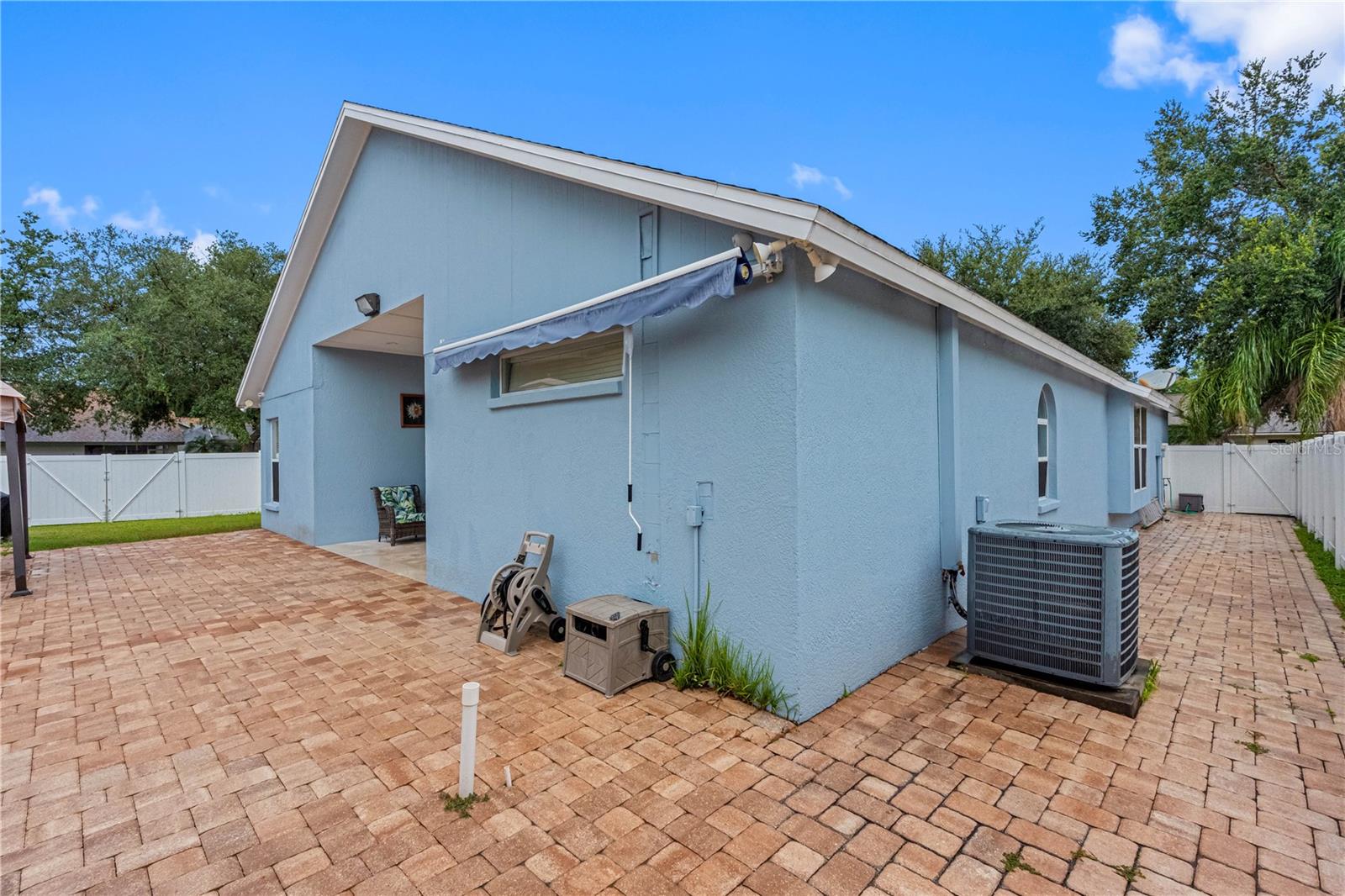 3306 Pin Oak, Tampa, FL 33618