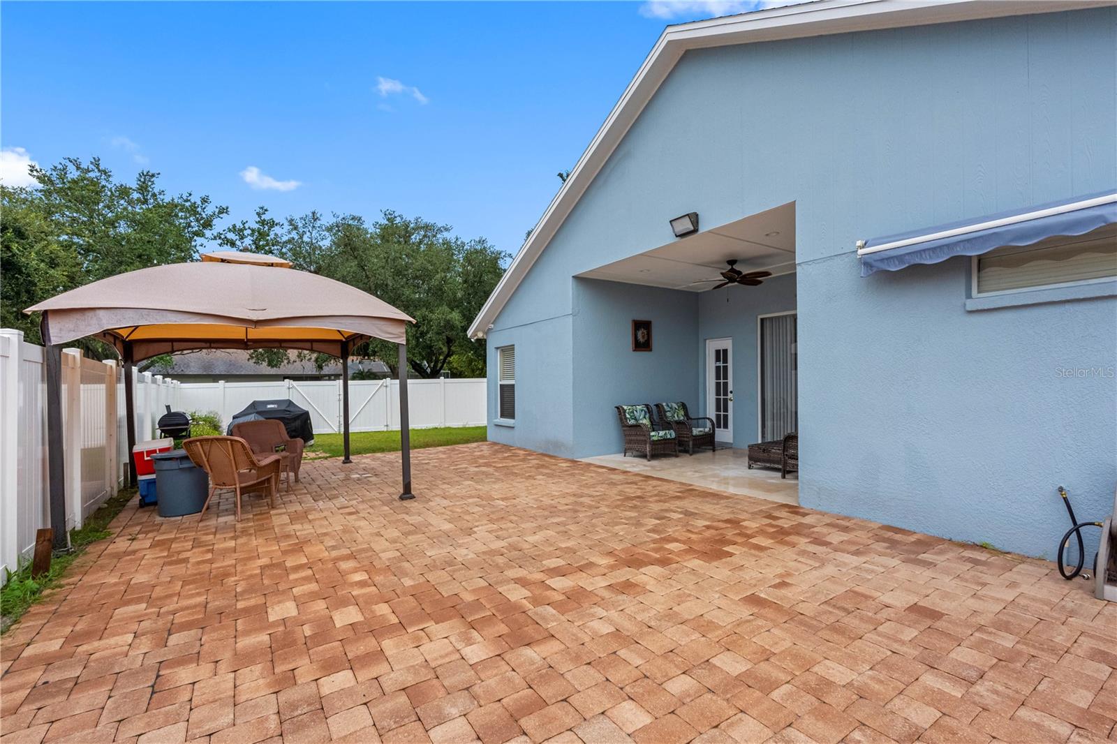3306 Pin Oak, Tampa, FL 33618