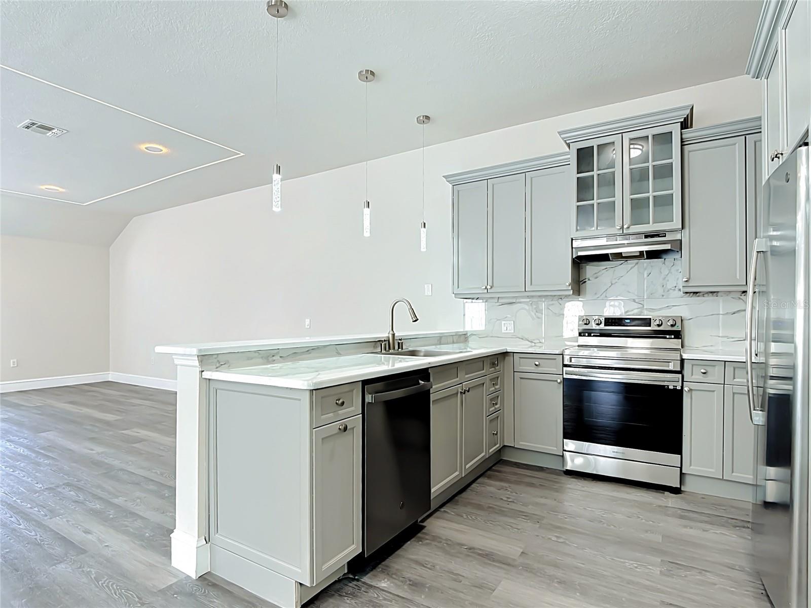 1008 Universal Rest, Kissimmee, FL 34744