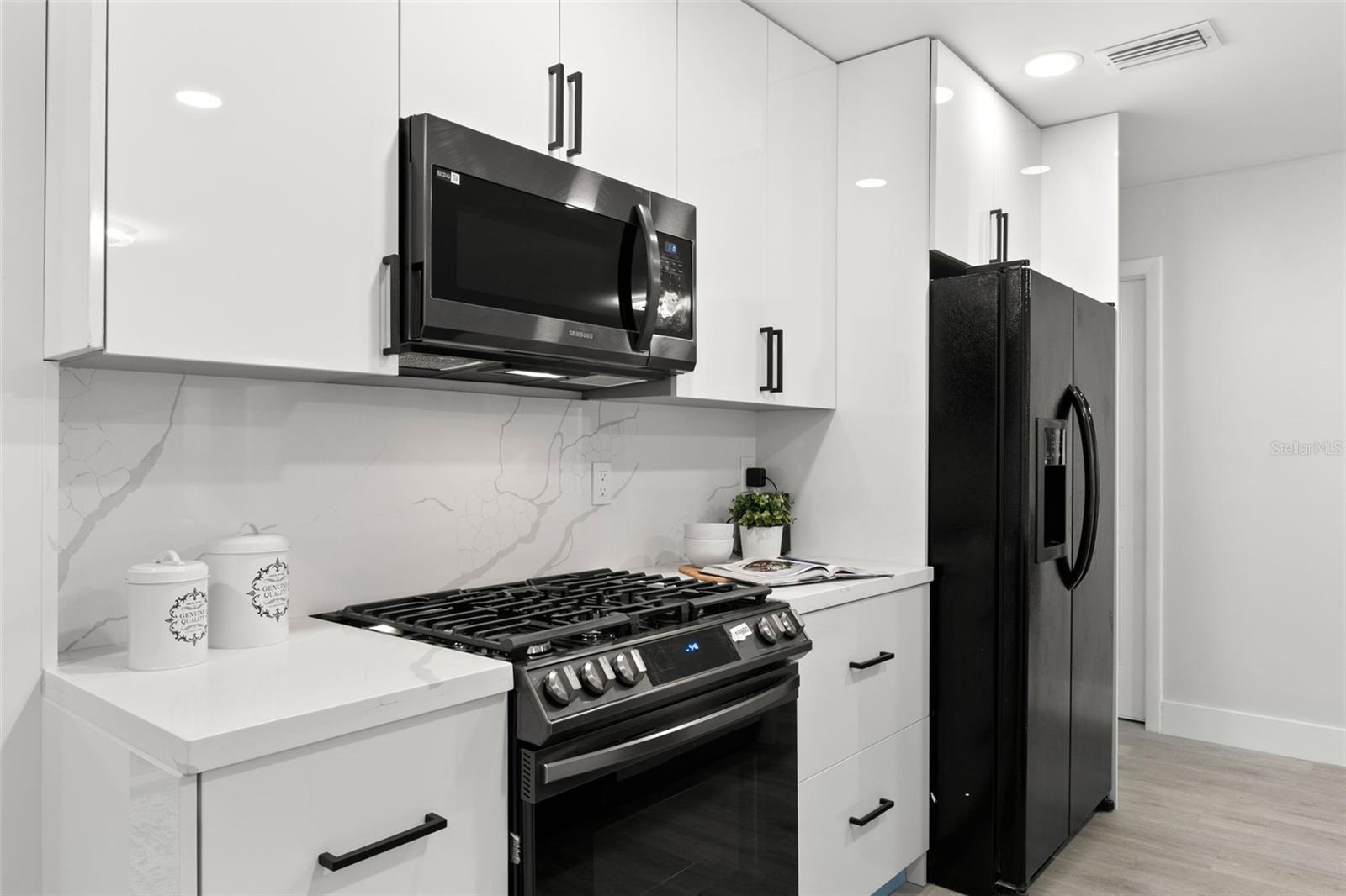 5931 Denver, St Petersburg, FL 33703