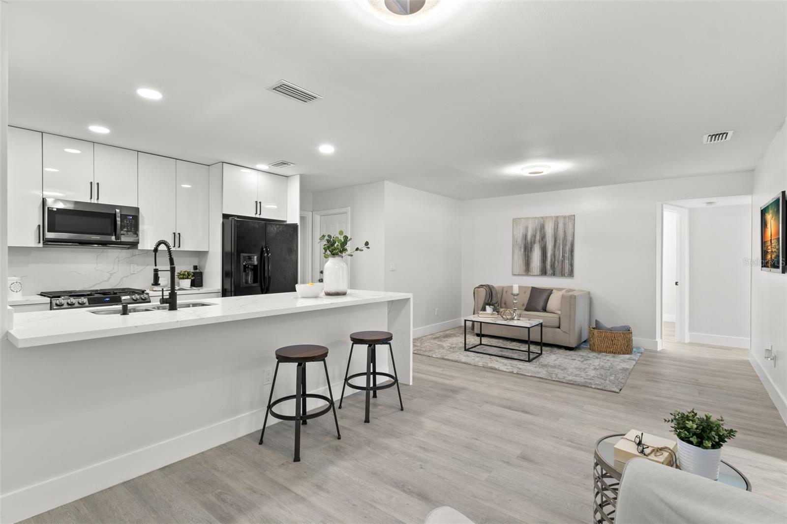 5931 Denver, St Petersburg, FL 33703