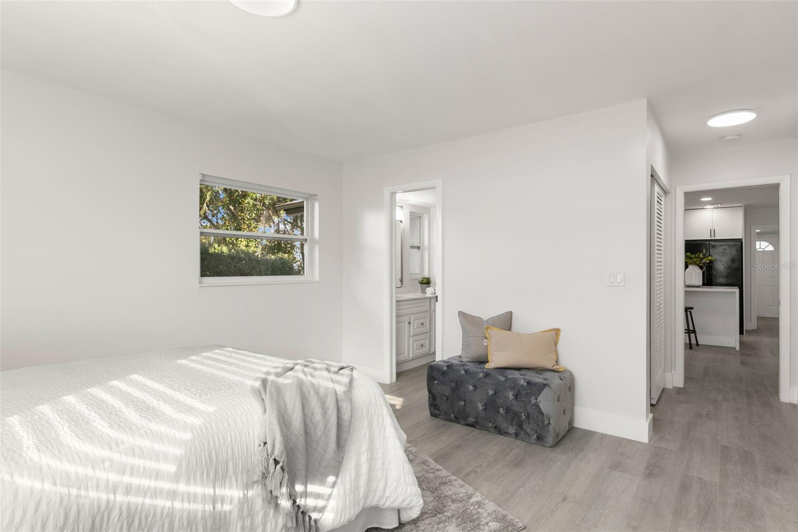 5931 Denver, St Petersburg, FL 33703