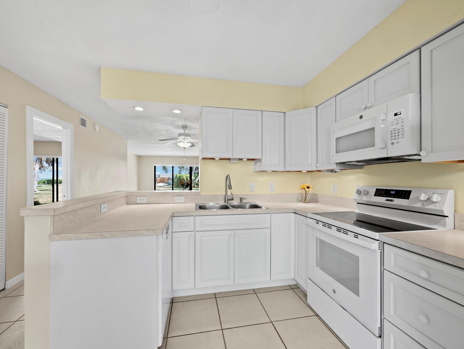 5260 Gulf of Mexico Unit 413, Longboat Key, FL 34228