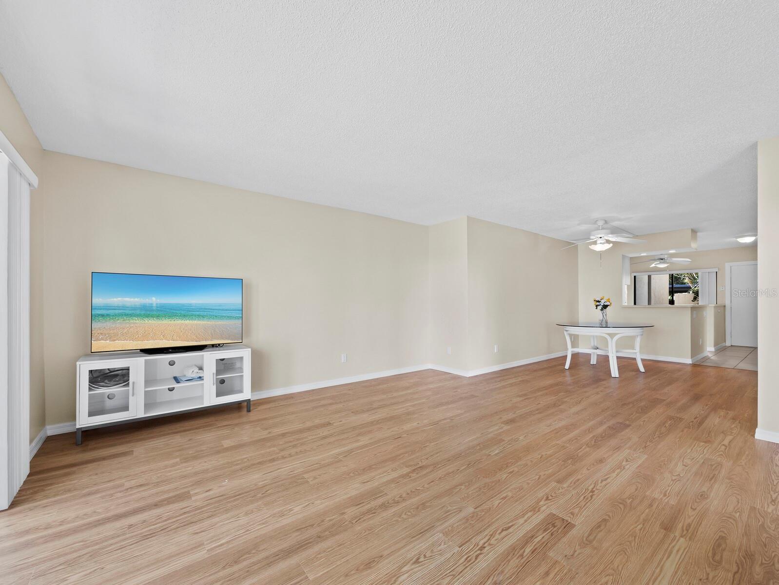 5260 Gulf of Mexico Unit 413, Longboat Key, FL 34228