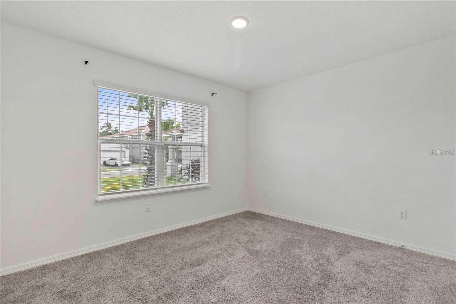1154 Oak Bluff, Davenport, FL 33837