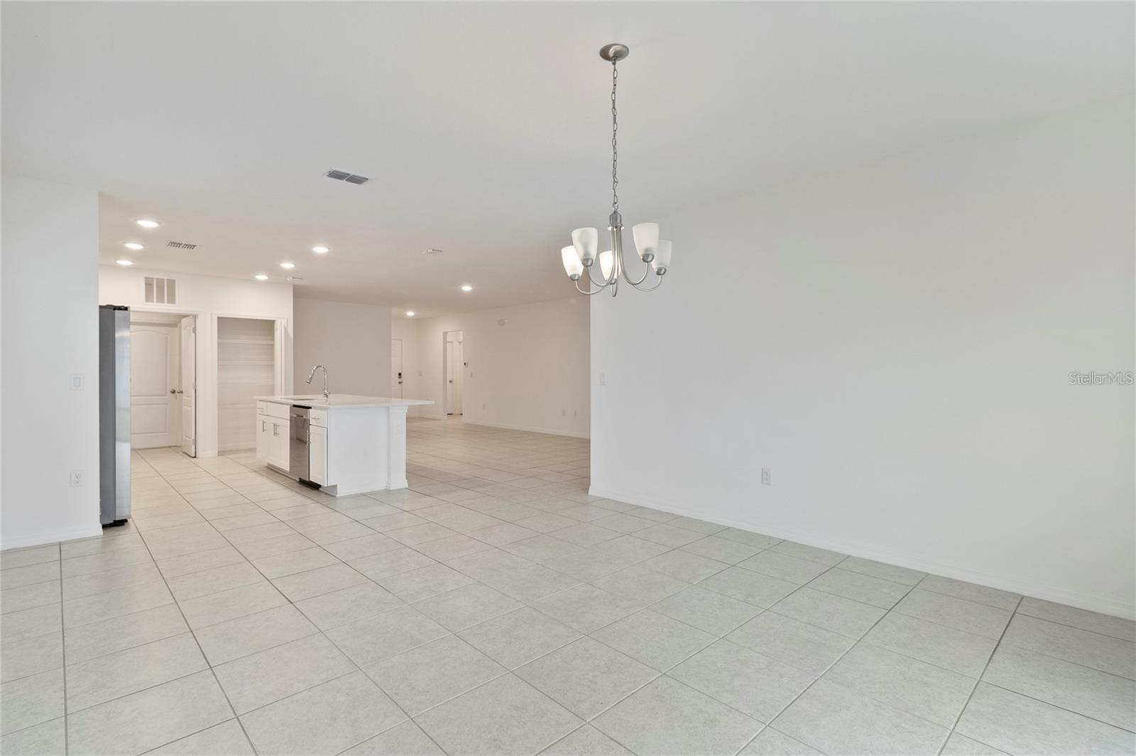 1154 Oak Bluff, Davenport, FL 33837