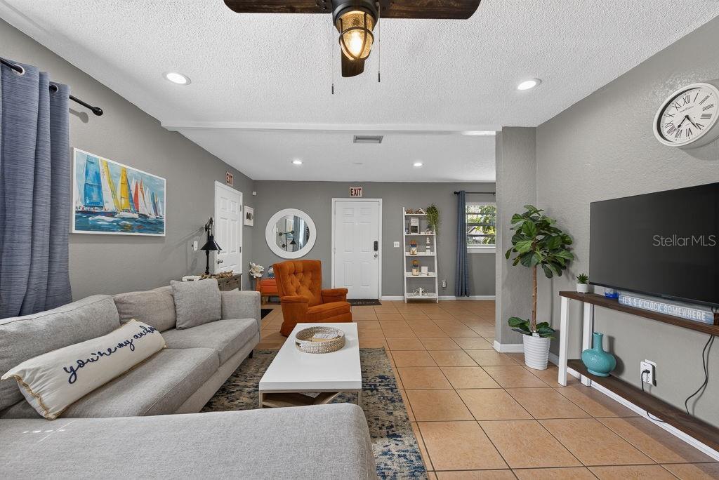 610 1st, Largo, FL 33770