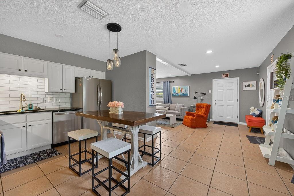 610 1st, Largo, FL 33770