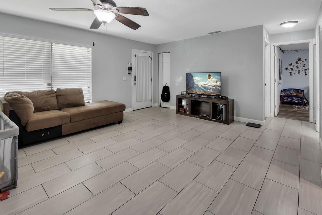2222 6th, Deland, FL 32724