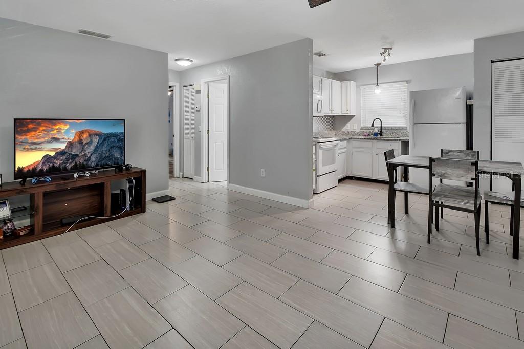 2222 6th, Deland, FL 32724