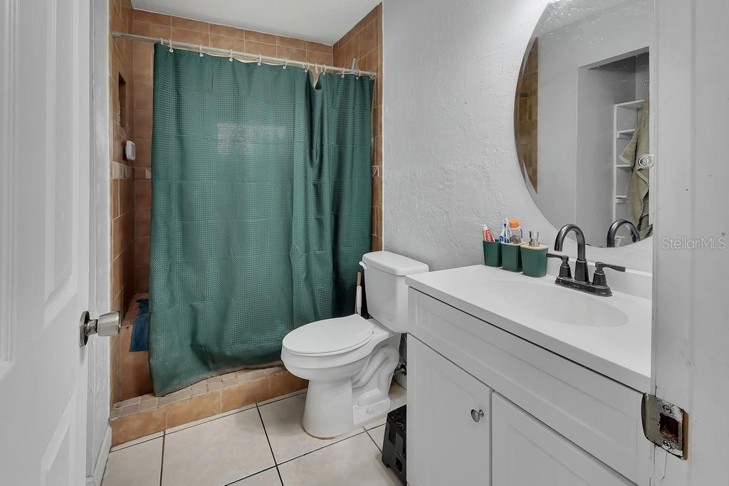 2222 6th, Deland, FL 32724
