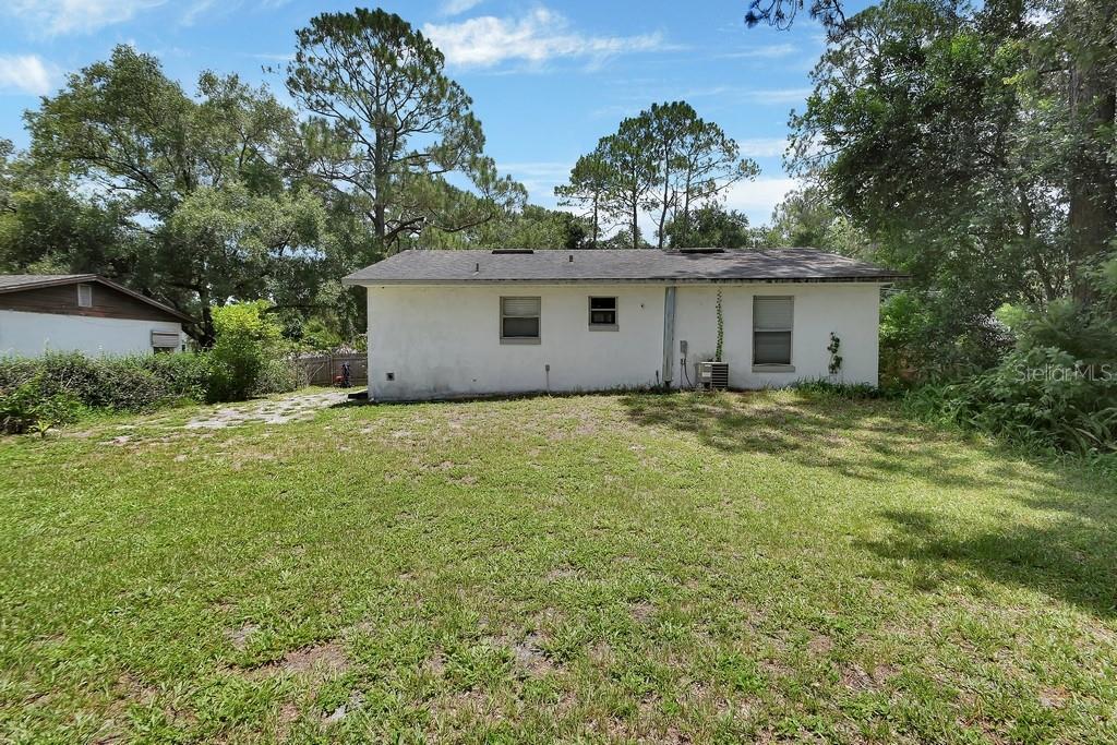 2222 6th, Deland, FL 32724