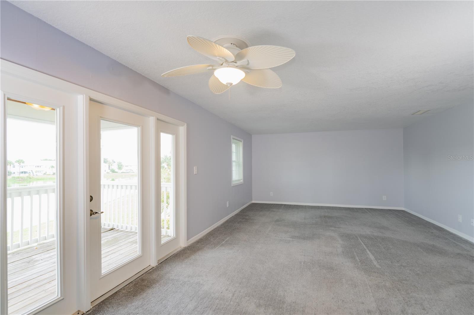 123 Seahorse Unit D, St Petersburg, FL 33705