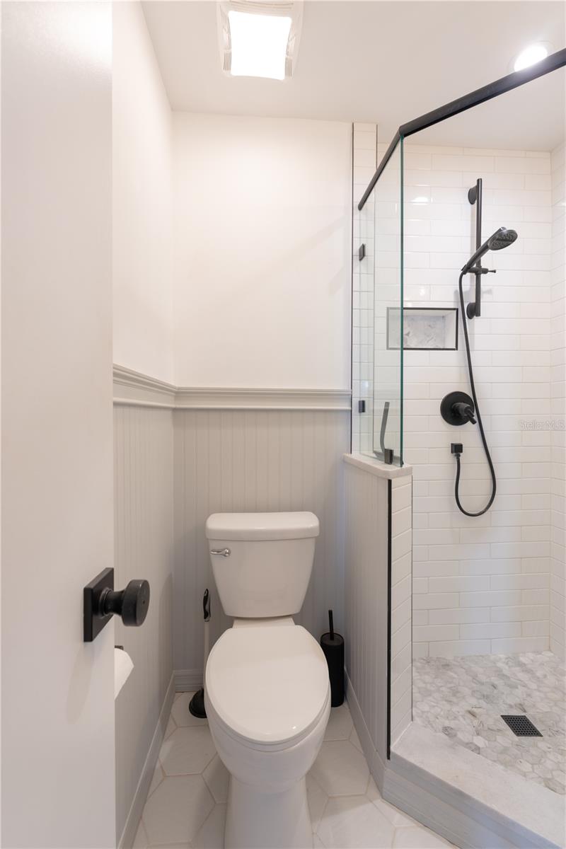 123 Seahorse Unit D, St Petersburg, FL 33705