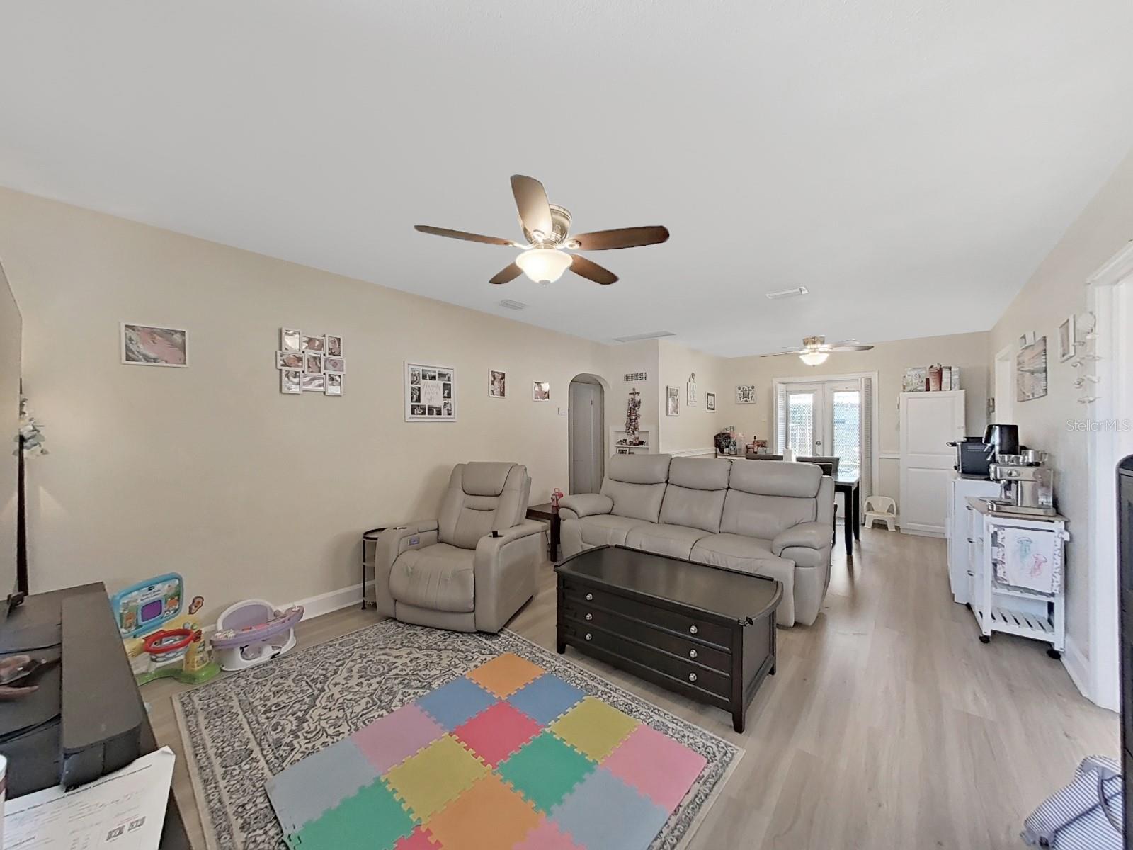 2730 Edwards, St Petersburg, FL 33705