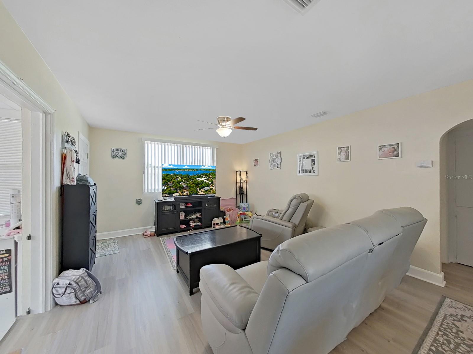 2730 Edwards, St Petersburg, FL 33705