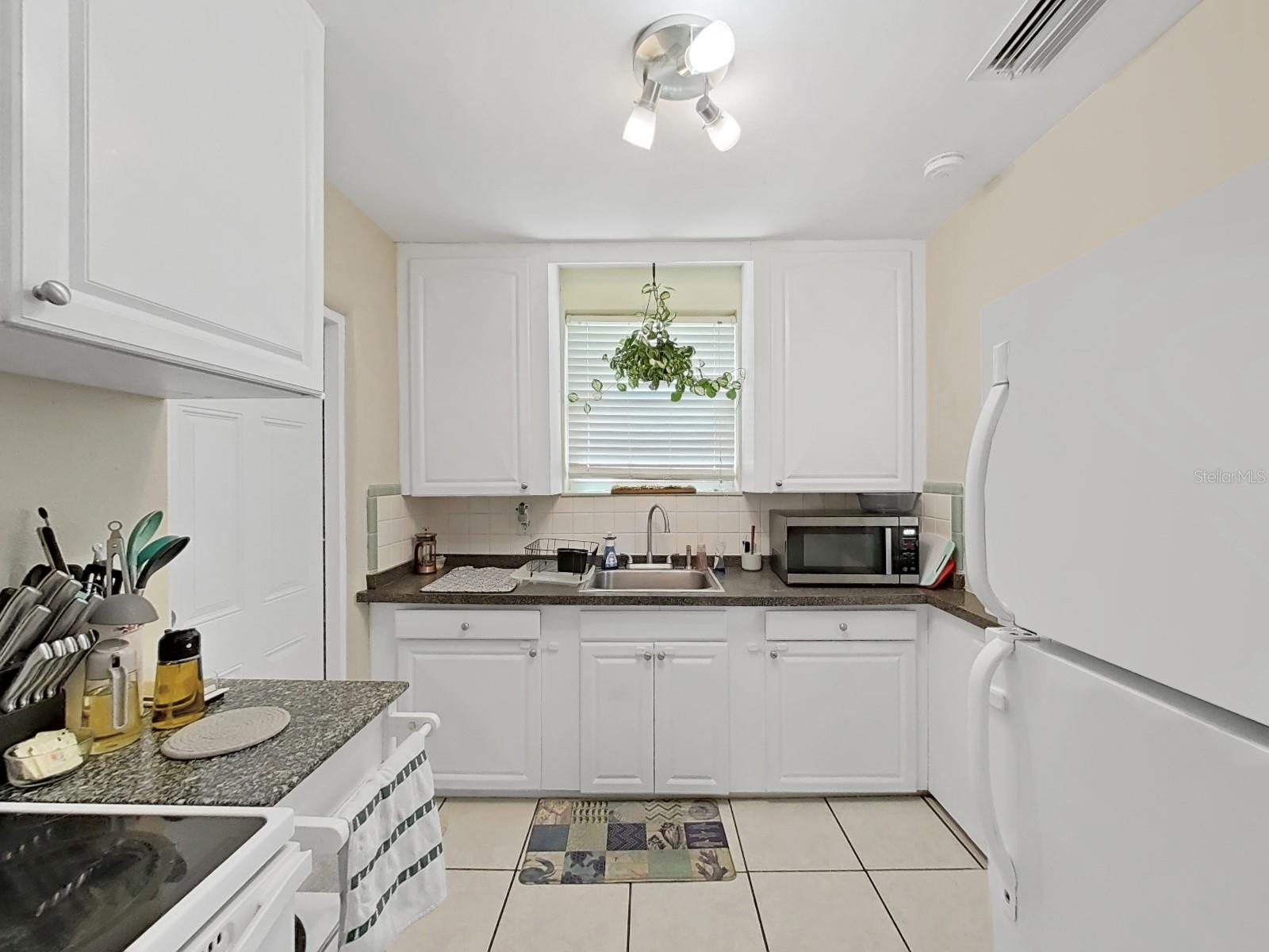 2730 Edwards, St Petersburg, FL 33705