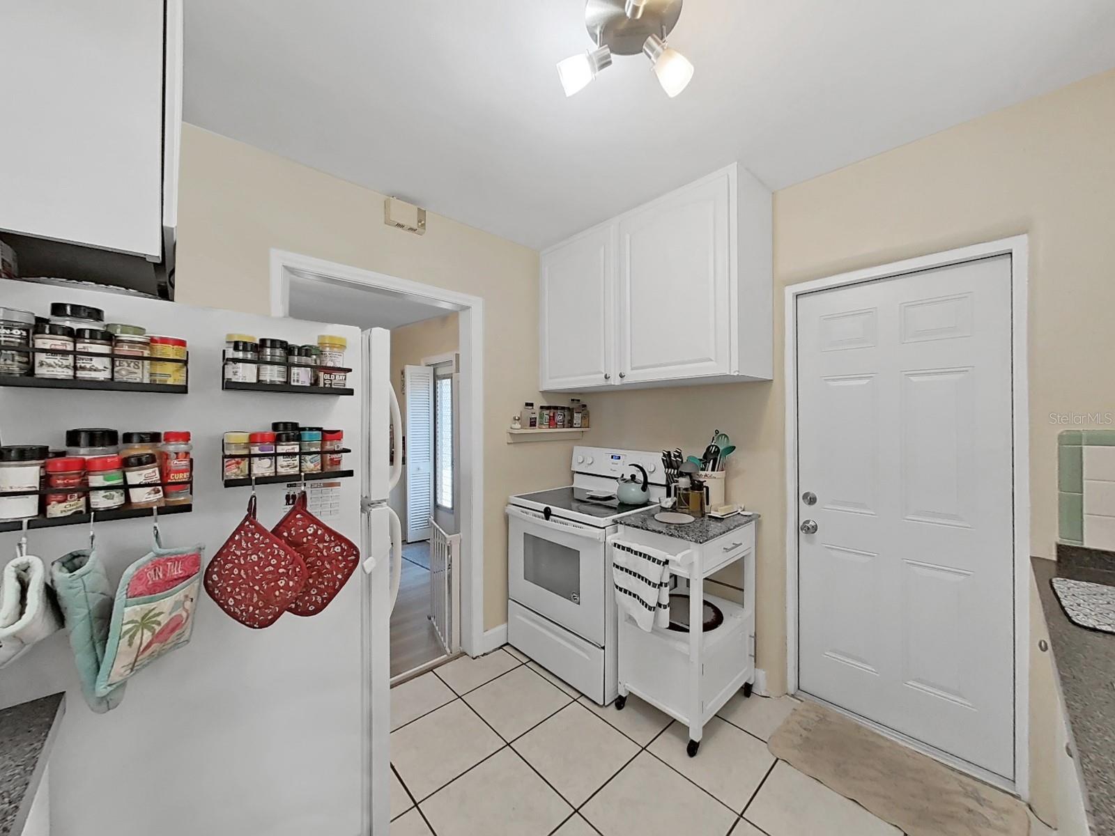 2730 Edwards, St Petersburg, FL 33705