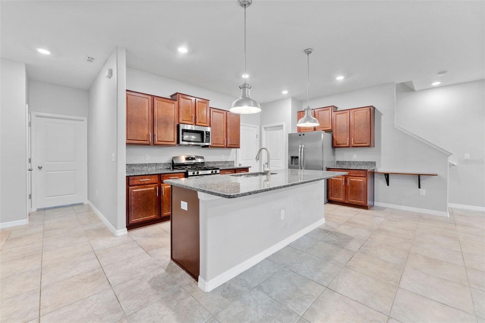 16912 Red Brick, Land O Lakes, FL 34638